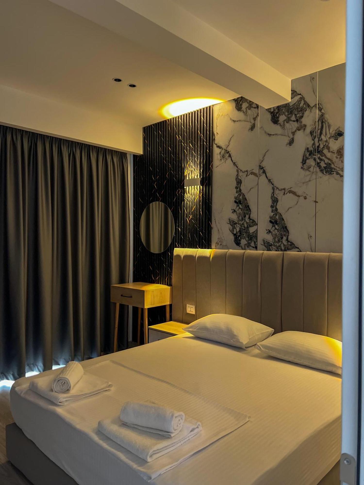 Serenity Apartments Ксамил Екстериор снимка