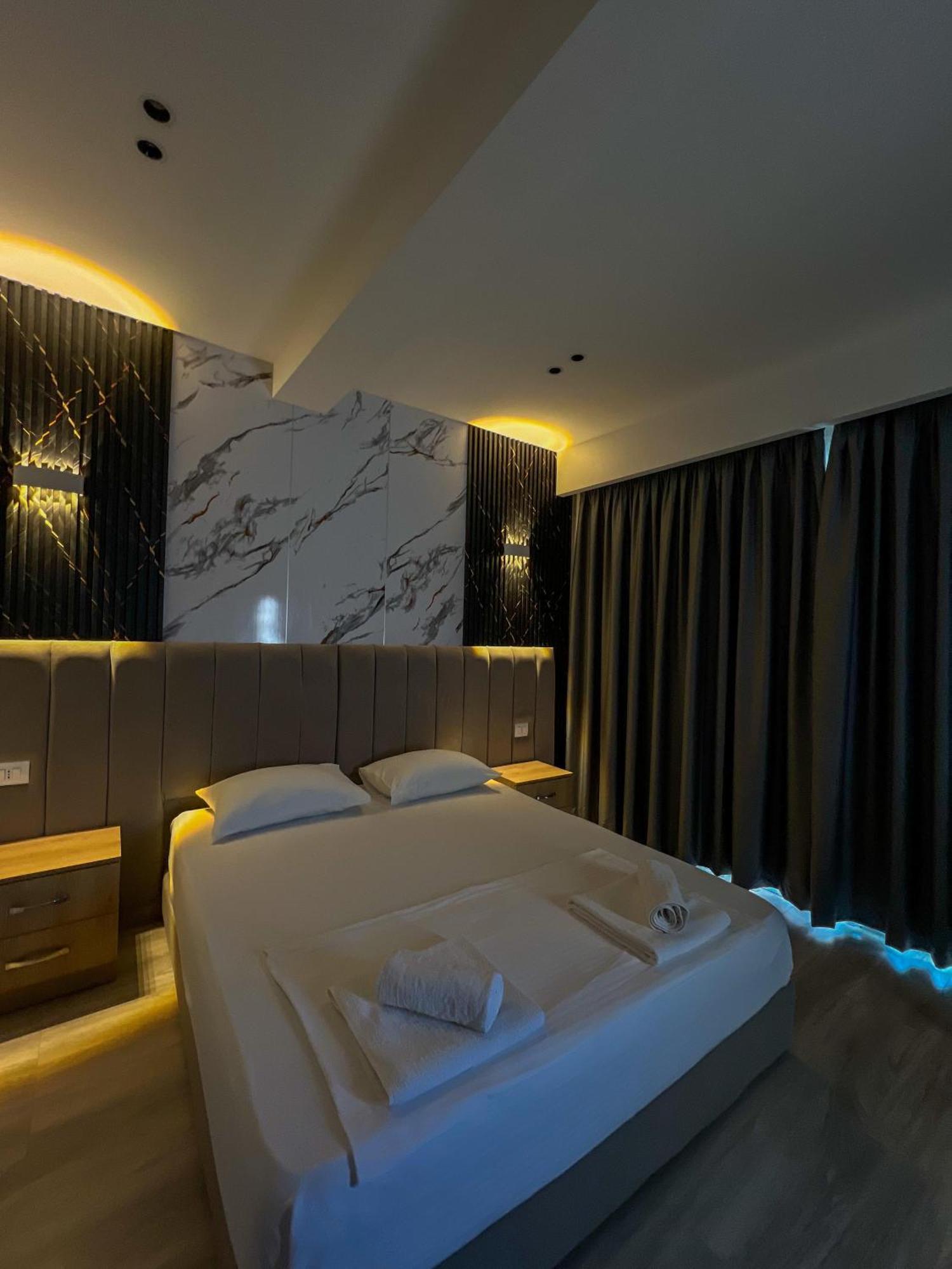 Serenity Apartments Ксамил Екстериор снимка