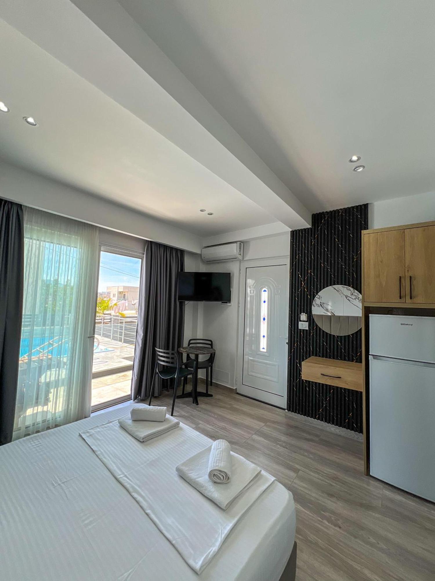Serenity Apartments Ксамил Екстериор снимка
