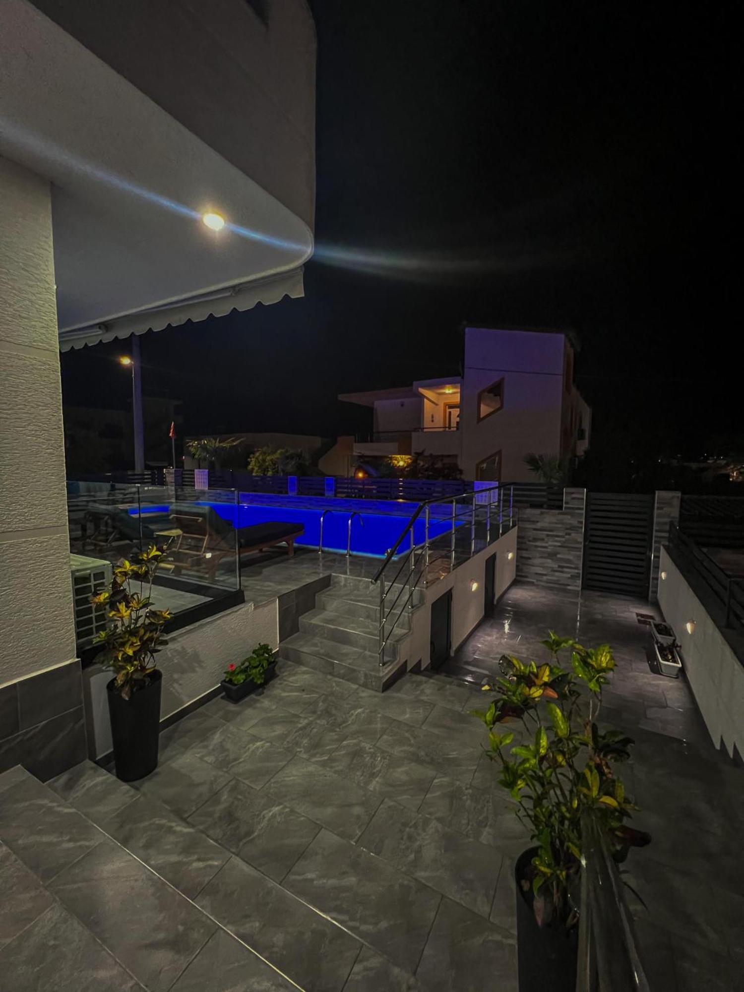 Serenity Apartments Ксамил Екстериор снимка